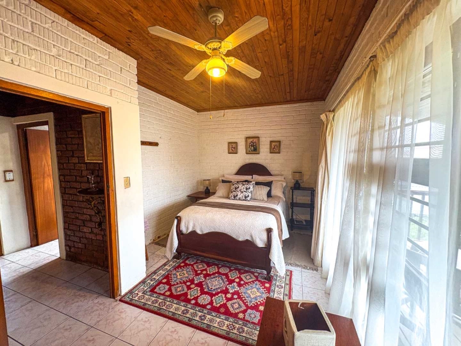 4 Bedroom Property for Sale in Stilbaai Wes Western Cape